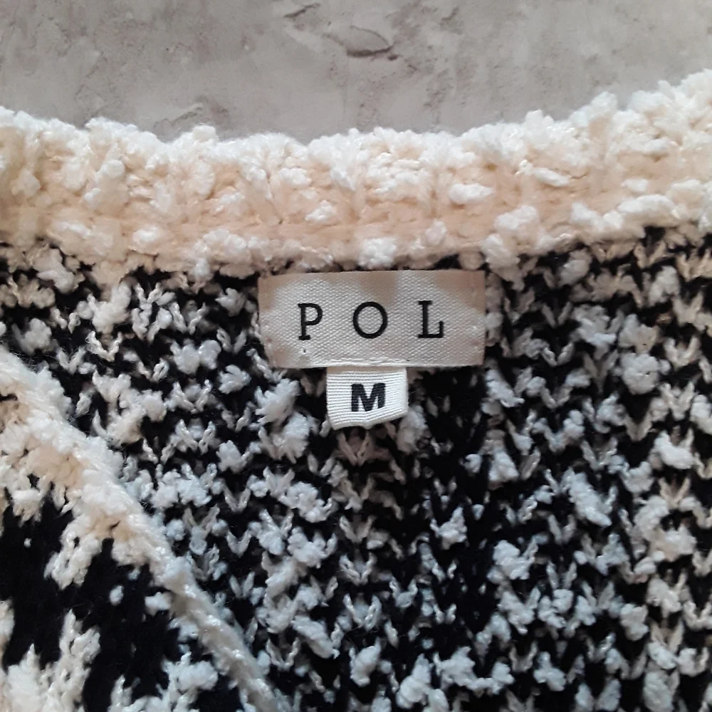 POL Chenille Black and White Geometric Sweater Women's Medium Cozy Oversized - Picture 4 of 5